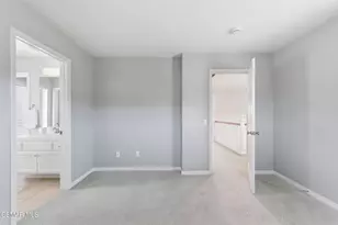 2440 Gillingham Cir, Thousand Oaks, CA 91362 - Photo 57