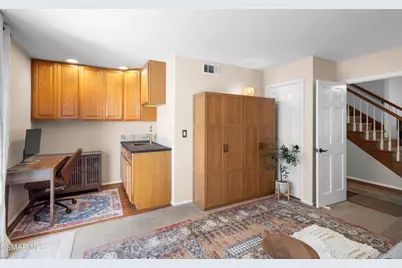 2110 Laurelwood Drive, Thousand Oaks, CA 91362 - Photo 11