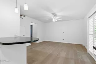 6058 Hedgewall Dr, Westlake Village, CA 91362 - Photo 13