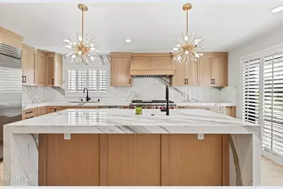 20500 Blairmoore Street, Chatsworth, CA 91311 - Photo 3