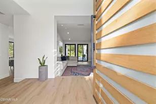 911 Vivian Cir, Newbury Park, CA 91320 - Photo 15