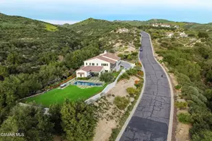 2691 Country Ridge Rd, Calabasas, CA 91302 - Photo 3