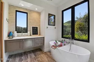 2691 Country Ridge Rd, Calabasas, CA 91302 - Photo 41