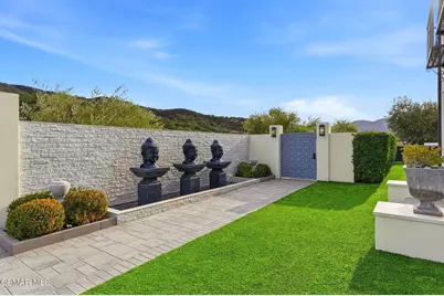 2691 Country Ridge Road, Calabasas, CA 91302 - Photo 11