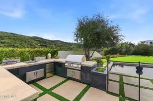 2691 Country Ridge Rd, Calabasas, CA 91302 - Photo 47