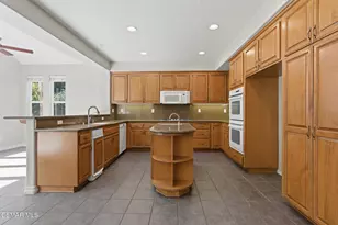 1775 Red Robin Pl, Newbury Park, CA 91320 - Photo 15