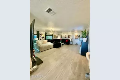 24303 Woolsey Canyon Road #39, Canoga Park, CA 91304 - Photo 7