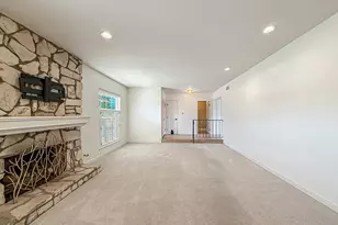 21 Westbury St, Thousand Oaks, CA 91360 - Photo 3