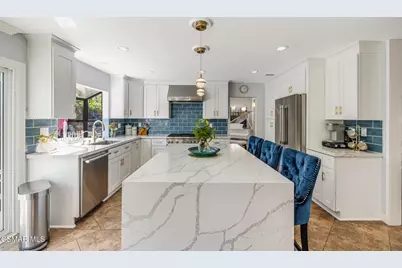 12610 Hillside Drive, Moorpark, CA 93021 - Photo 15