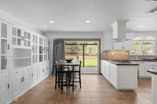 6435 Hazel Cir, Simi Valley, CA 93063 - Photo 23