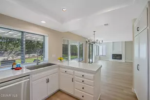 2026 Stonehill Cir, Thousand Oaks, CA 91360 - Photo 19