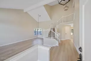 2026 Stonehill Cir, Thousand Oaks, CA 91360 - Photo 7