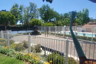 4819 La Rosa Dr, Oak Park, CA 91377 - Photo 5