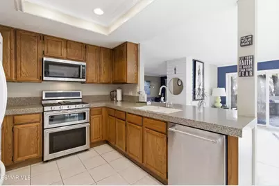 1638 Sweet Briar Place, Thousand Oaks, CA 91362 - Photo 13