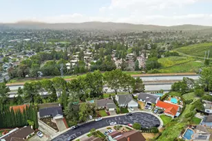 1638 Sweet Briar Pl, Thousand Oaks, CA 91362 - Photo 39