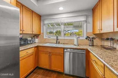 1889 Brian Court, Thousand Oaks, CA 91362 - Photo 17