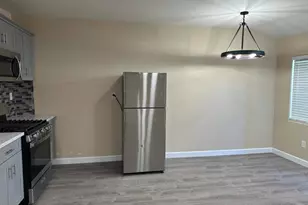 763 E Avenida De Los Arboles, Thousand Oaks, CA 91360 - Photo 37