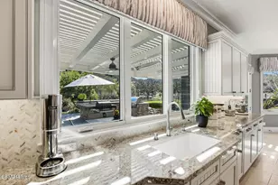 2639 Queen's Garden Dr, Thousand Oaks, CA 91361 - Photo 13