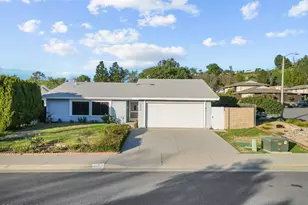 28949 Valley Heights Dr, Agoura Hills, CA 91301 - Photo 27