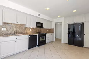 3156 Boxwood Cir, Thousand Oaks, CA 91360 - Photo 17