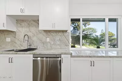 102 W Alta, Port Hueneme, CA 93041 - Photo 9