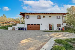 4255 Saddlecrest Ln, Westlake Village, CA 91361 - Photo 35