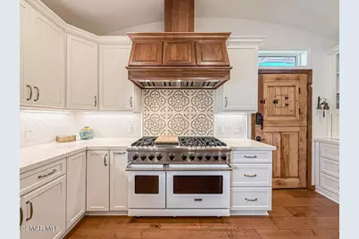 4255 Saddlecrest Lane, Westlake Village, CA 91361 - Photo 7