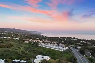 28815 Pacific Coast Hwy, Malibu, CA 90265 - Photo 9