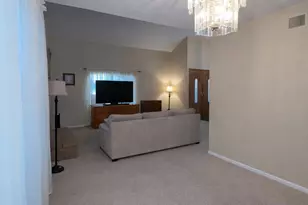 10016 Independence Ave, Chatsworth, CA 91311 - Photo 5