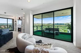 10490 Wilshire Blvd, Los Angeles, CA 90024 - Photo 11