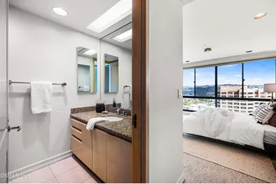 10490 Wilshire Boulevard #2504, Los Angeles, CA 90024 - Photo 31