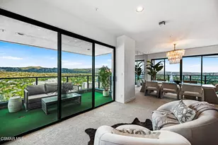 10490 Wilshire Blvd, Los Angeles, CA 90024 - Photo 13