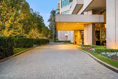 10490 Wilshire Boulevard #2504, Los Angeles, CA 90024 - Photo 51