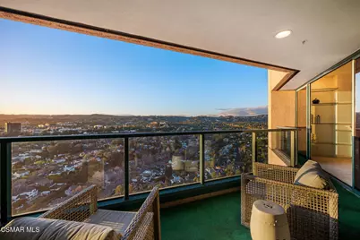 10490 Wilshire Boulevard #2504, Los Angeles, CA 90024 - Photo 39