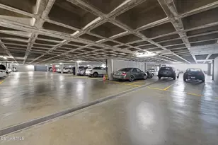 800 W 1st St, Los Angeles, CA 90012 - Photo 35