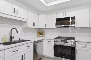 59 Mimosa Ct, Oak Park, CA 91377 - Photo 23