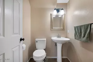 4212 Skybrook Ct, Moorpark, CA 93021 - Photo 17
