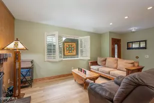 7840 Vicky Ave, West Hills, CA 91304 - Photo 7