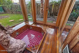 15902 Gault St, Lake Balboa, CA 91406 - Photo 11