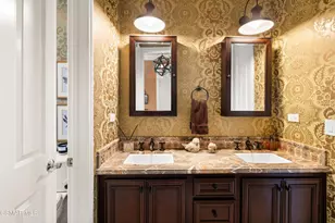 3320 Whispering Glen Ct, Simi Valley, CA 93065 - Photo 45