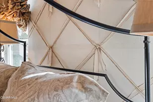 3320 Whispering Glen Ct, Simi Valley, CA 93065 - Photo 41