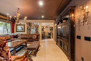 3320 Whispering Glen Ct, Simi Valley, CA 93065 - Photo 9