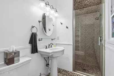 16463 Gledhill Street, North Hills, CA 91343 - Photo 19