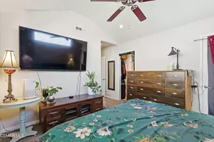 16463 Gledhill St, North Hills, CA 91343 - Photo 15