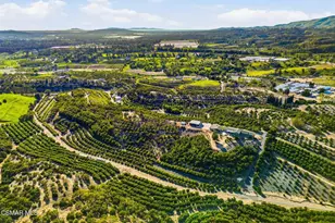 6555 Martinique Dr, Moorpark, CA 93021 - Photo 5