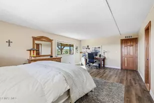 6555 Martinique Dr, Moorpark, CA 93021 - Photo 51