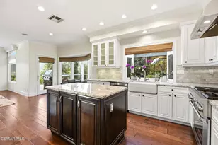 708 Ravensbury St, Lake Sherwood, CA 91361 - Photo 17