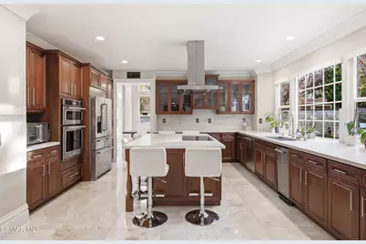 2605 Grandoaks Drive, Westlake Village, CA 91361 - Photo 19