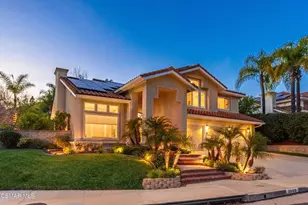 2605 Grandoaks Dr, Westlake Village, CA 91361 - Photo 3