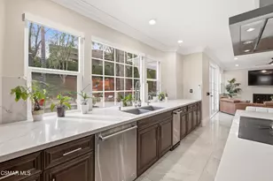 2605 Grandoaks Dr, Westlake Village, CA 91361 - Photo 21